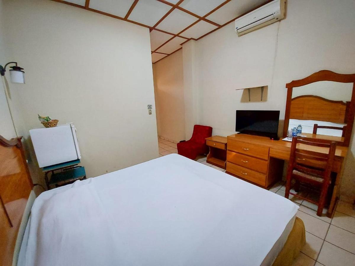Hotel Continental Plaza San Miguel Kültér fotó
