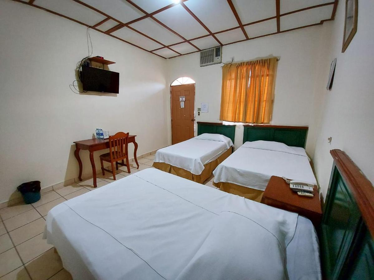 Hotel Continental Plaza San Miguel Kültér fotó