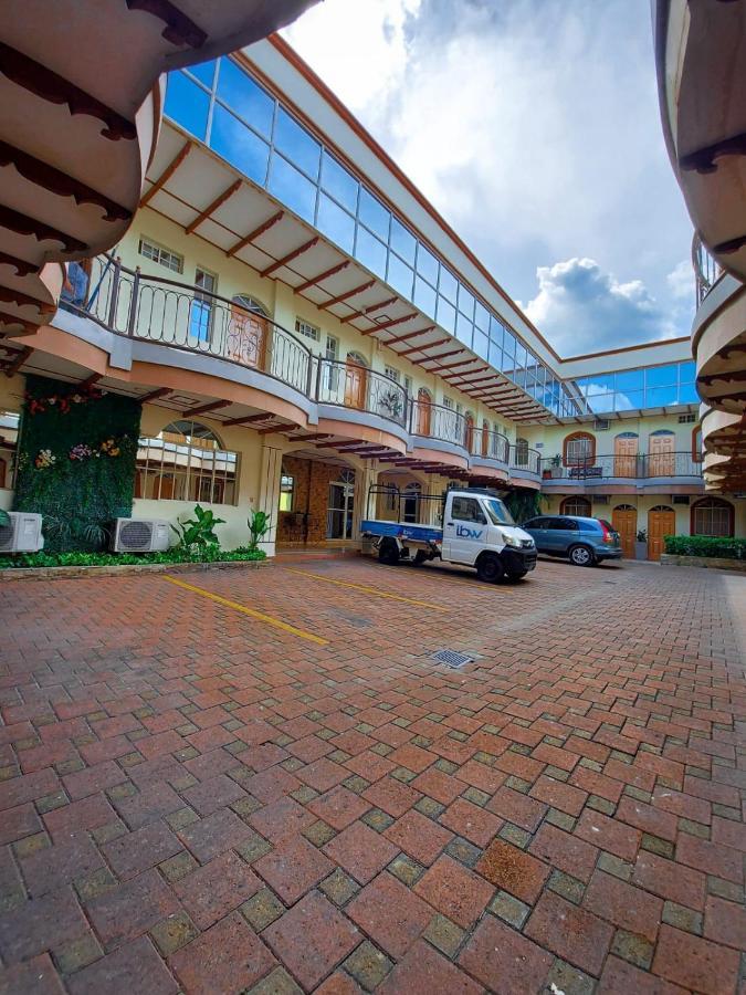 Hotel Continental Plaza San Miguel Kültér fotó