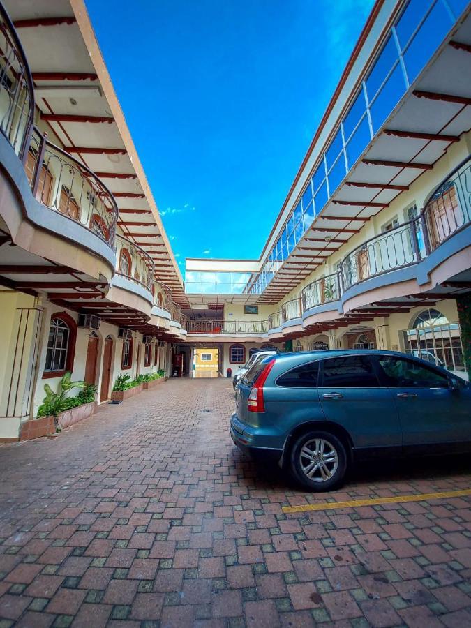 Hotel Continental Plaza San Miguel Kültér fotó