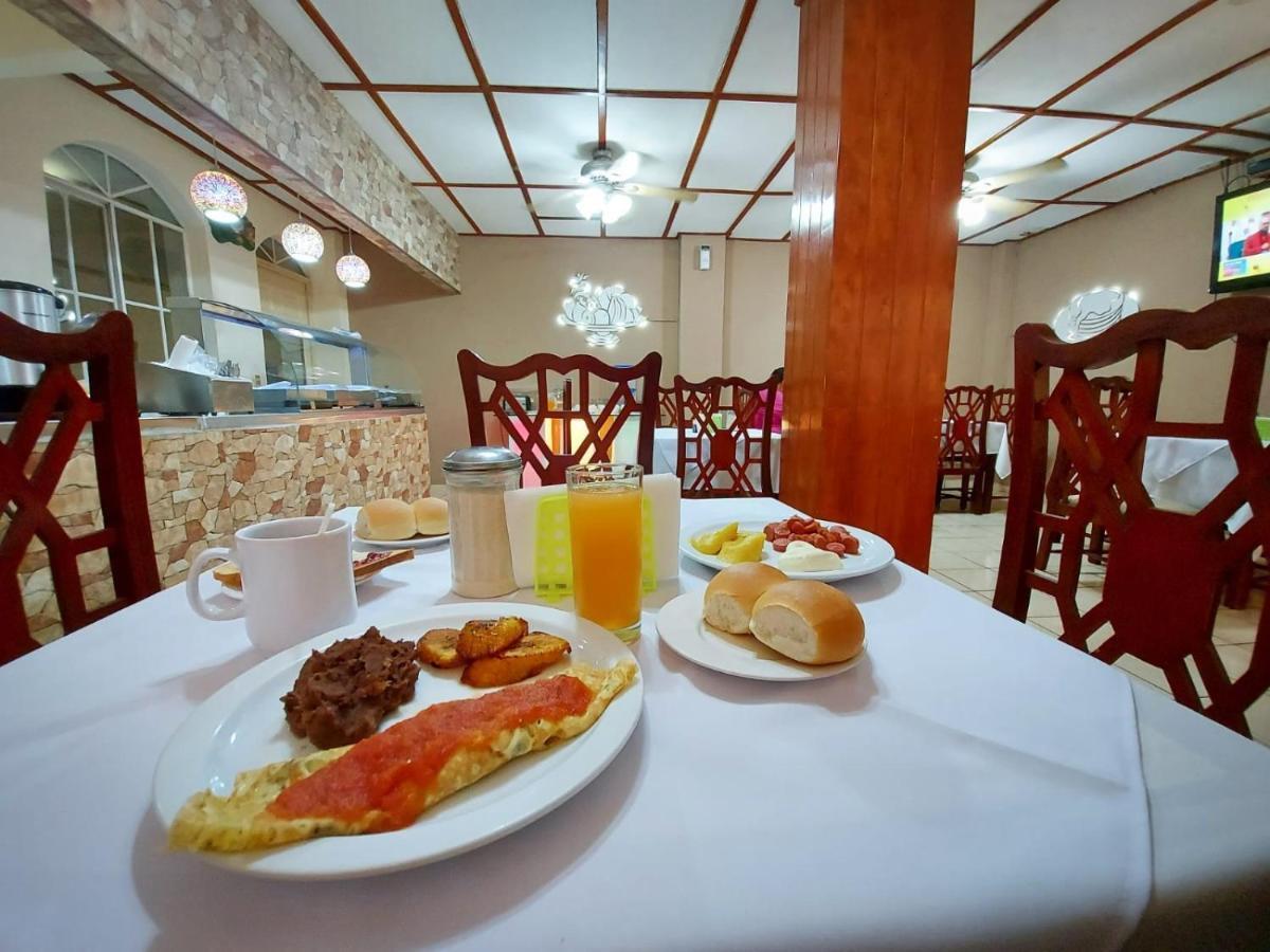 Hotel Continental Plaza San Miguel Kültér fotó
