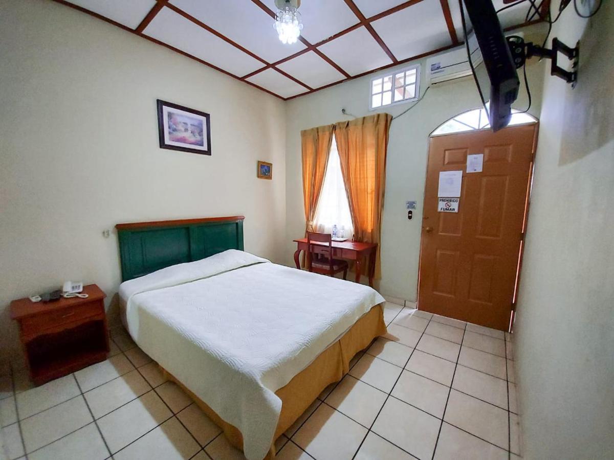 Hotel Continental Plaza San Miguel Kültér fotó